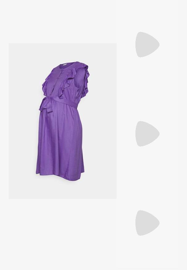 MAMALICIOUS MLMERCY CAP SHORT DRESS - Vestido ligero - purple; Sandalias de tacón de color marrón claro con dos correas delgadas y un tacón cuadrado. Material suave con un diseño minimalista y un pequeño detalle de hebilla dorada.; Bolso de hombro de cuero marrón con acabado texturizado, forma curvada, herrajes en tono dorado, correa ajustable y cierre de solapa.; Pendientes de aro en tono dorado con un acabado suave y pulido. Presentan una forma de medio círculo y un cierre de poste seguro.