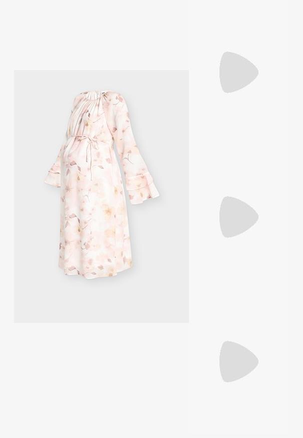Vestido premamá en tejido suave y ligero con un estampado floral en tonos rosa pálido y dorado, con mangas largas y cinturón ajustable para un ajuste perfecto.; Zapato de tacón alto de charol beige con punta afilada, correa en el tobillo y tacón grueso. Textura suave con detalles de costura mínimos.; Bolso de hombro beige rectangular con correa ajustable y cierre de cremallera, con un pequeño logo "Anna Field" en el centro frontal.; Collar de perlas y pulsera a juego con cierres de oro y un charm redondo de oro decorado con pequeños cristales sobre un fondo blanco.