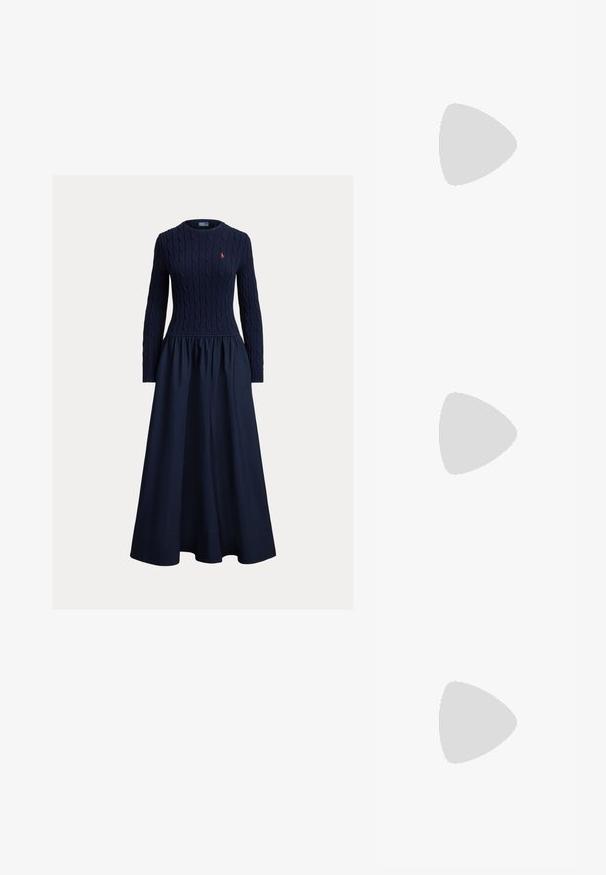 Vestido azul marino con parte superior de punto trenzado y mangas largas, con falda acampanada. Detalle de logo rojo en el pecho. Textura lisa en todo el vestido.; Zapatos de tacón de ante burdeos con punta afilada, tacón pequeño y un lazo anudado en el empeine; textura suave y diseño elegante.; Gafas de sol moradas con lentes degradados, montura de plástico y forma de ojo de gato triangular. Presentan un sutil logo y detalles dorados en los laterales.; Bolso cruzado de cuero burdeos con acabado texturizado, herrajes dorados, logo en relieve y correa ajustable. Cuenta con un bolsillo frontal.