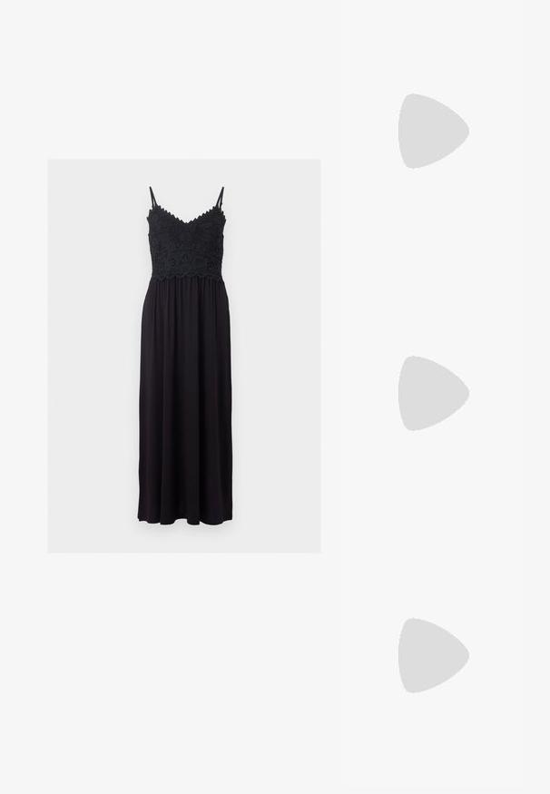 Robe maxi noire sans manches avec bretelles spaghetti et détail en dentelle florale sur le corsage, cintrée à la taille avec une jupe fluide.; Mule noir à talons avec un dessus en mesh, des fines brides et un nœud décoratif. Équipé d'un talon fin et pointu ainsi que d'une semelle intérieure texturée.; Sac à main en cuir noir de forme arrondie, décoré de clous argentés et équipé d'une poignée courte. Texture lisse et fermeture éclair.; Boucles d'oreilles argentées en forme d'étoile, avec une surface lisse et brillante. Chaque boucle d'oreille possède cinq pointes et des détails subtils de texture de surface.