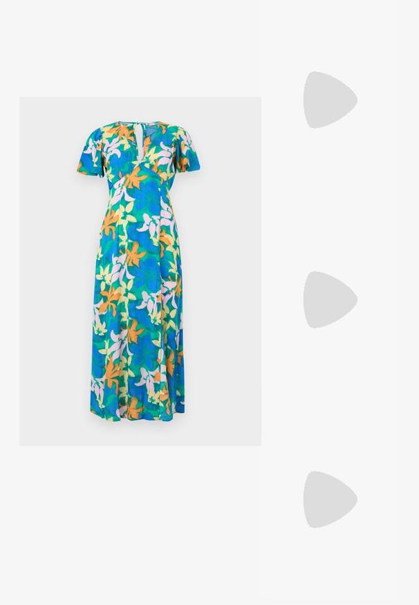 Robe longue avec manches bouffantes courtes, fente en V, et un motif floral vibrant en bleu, orange, jaune et rose clair sur fond vert.; Mule en cuir noir à bout ouvert avec talon bloc et détail de boucle dorée, présenté sur une surface grise avec un fond sombre flou.; Sac à main en cuir synthétique blanc avec une forme triangulaire structurée, une bandoulière unique réglable et un rabat à courbes accentuées.; Collier en perles et bracelet assorti avec fermoirs en or et petit charm rond en or décoré de petits cristaux sur fond blanc.