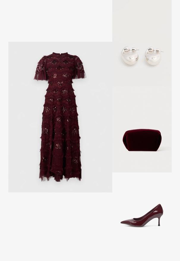 Vestido burdeos de largo completo con mangas cortas abullonadas, encaje floral, volantes en capas y lentejuelas oscuras esparcidas por toda la tela.; Woden WODEN - Tacones - cherry; Bolsa de terciopelo burdeos con forma redondeada, superficie texturizada y un cierre de cremallera discreto en la parte superior. Interior suave.; Par de pendientes llamativos de aro grueso plateado brillante con cierre de poste sobre un fondo blanco liso.