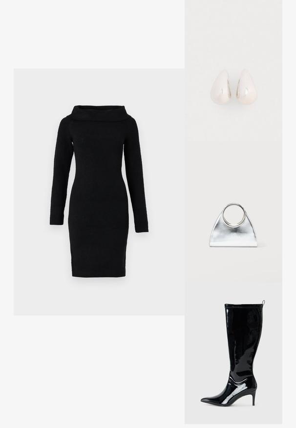 Schwarzes langärmeliges Strickkleid mit weitem, schulterfreiem Ausschnitt, taillierter Silhouette und knielangem Saum.; Schwarze Lackleder-Knöchelstiefel mit spitzem Schuh und schlankem hohen Absatz. Verfügt über einen Reißverschluss an der Rückseite und eine glatte, glänzende Textur.; Silberne metallische dreieckige Handtasche mit rundem Metallgriff, vor einem schlichten weißen Hintergrund platziert.; Silberne Metall-Ohrringe in Tropfenform mit einer glatten, reflektierenden Oberfläche, die ein nahtloses Design und keine sichtbaren Verzierungen aufweisen.