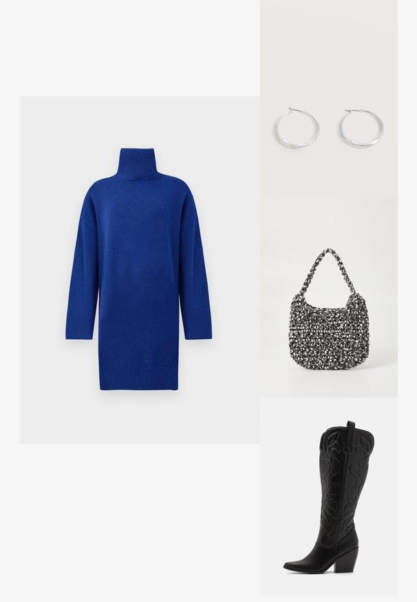 Blauwe gebreide coltrui jurk met 3/4 mouwen en geribbelde manchetten. Zachte textuur, relaxte pasvorm en middellange ontwerp.; Zwarte leren kniehoge laarzen met puntige neus en gestapelde hak. Voorzien van decoratief stiksel en gebogen designelementen.; Geweven handtas in zwart en wit met een ronde vorm, gestructureerd oppervlak en een gevlochten handvat. Geschikt voor dagelijks gebruik.; Zilverkleurige metalen creolen oorbellen met een glad, licht gebogen oppervlak en sluitingen met haaksluiting op een effen witte achtergrond.