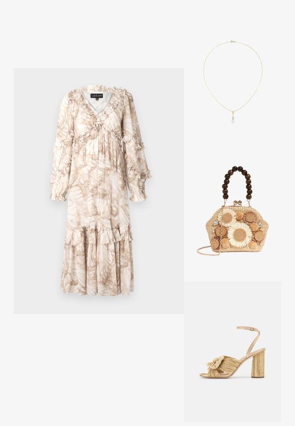 Lange, vloeiende jurk in lichtbeige met een bladachtig patroon. Kenmerkt ruches op de mouwen en de zoom. Gemaakt van lichte stof.; Gouden sandalen met hakken, voorzien van een geknoopte voorkant, gegolfde textuur en een enkelriem. De blokhak heeft een ribbelontwerp, wat de grip verbetert.; Gevlochten strohandtas met grote donkere houten kraalhandgreep, bloemrijke haakwerkversieringen, pompons, strassteentjes en een gouden kettingriem.; Gouden ketting met een parelachtige hanger met een kleine edelsteenaccent, een gladde textuur en een minimalistisch ontwerp.