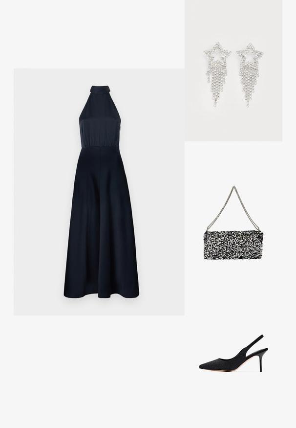 Marineblå halterneck-kjole med tætsiddende bodice og fløjlsagtig nederdel. Fremstillet af glat stof, med plisseret struktur og skulderkrave-detalje.; Sort slingback pumpe med spids tå, prydet med rhinsten. Har et strømlinet design, høj stilettosandalhæl og en glat indvendig foring.; myMo at night Håndtasker - silver; Rhinestone stjerne øreringe med dryppende frynsedetaljer, præget af sølvfarve og en blank, reflekterende overflade. Stjernedesign med detaljeret udformning.