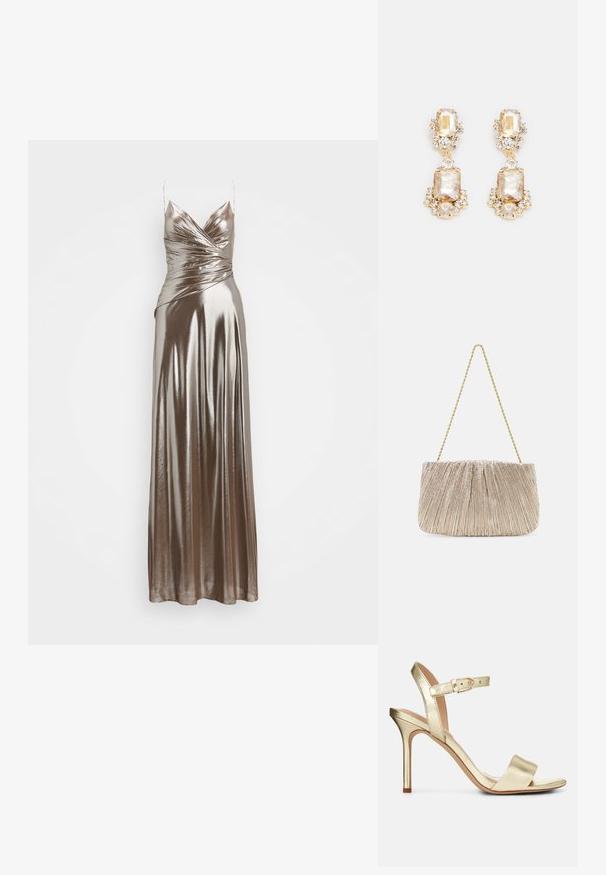 Metallic bronze aftenkjole med tætsiddende liv, draperet front og justerbare spaghetti-stropper. Glat, skinnende stof med en gulvlængde design.; Guldmetallic, strop-sandale med høj hæl og spænde-lukning, åben tå og glat overflade. Har en slank, spids hæl.; Plisseret metallic stof håndtaske med en gylden kædestrop, blød rektangulær form, lys beige farve, tekstureret overflade og samlede detaljer.; Guldtonede dråbeøreringe med store rektangulære og runde klare krystaller samt mindre accentsten, der skaber et lagdelt design.