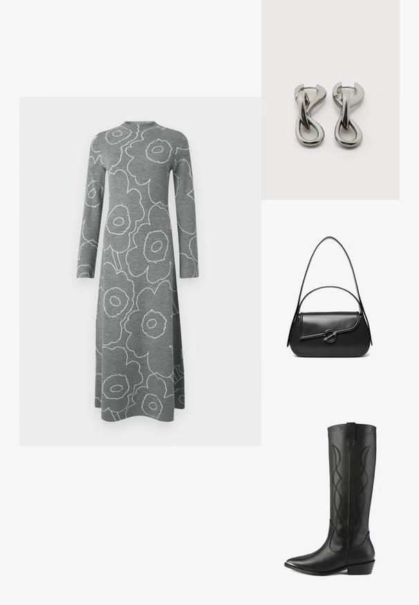 Robe midi à manches longues grise avec de grands motifs floraux blancs en contour et un col haut arrondi sur un fond uni.; Des bottes noires en cuir hautes présentent un bout pointu, un talon carré et des coutures décoratives avec des lignes entrelacées le long de la tige.; Sac à bandoulière en cuir noir avec un rabat incurvé fermé par un fermoir métallique rond et une sangle fine et ajustable.; Paire de boucles d'oreilles en métal argenté avec un motif abstrait d'anneaux entrelacés sur fond blanc.