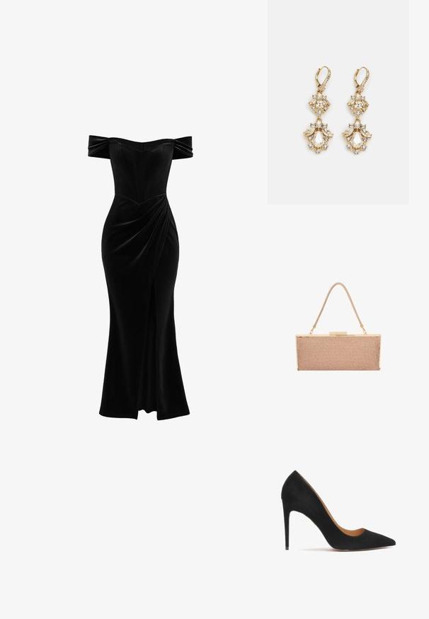 Robe en velours noir avec un design dénudé d'une épaule, un corsage ajusté et une jupe drapée avec une fente haute sur la cuisse. Texture impeccable et forme élégante.; Escarpin noir en daim à talon haut avec un bout pointu, texture lisse et silhouette élégante. Présente un talon aiguille fin et des côtés ouverts.; Pochette en métal rose doré avec une texture en maille, quincaillerie dorée et une fine bandoulière tressée.; Boucles d'oreilles pendantes dorées présentant un design en grappe avec des cristaux clairs ronds et en forme de goutte, mettant en valeur des détails élaborés.