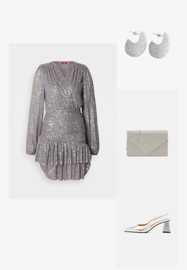 Grå paljetteret kjole med lange ærmer, V-hals, skrået talje og flæse-for. Den glitrende tekstur fremhæver det visuelle detaljer og elegance.; Sølv slingback stiletto med spids tå, teksturelt metallic finish og en triangulær blokhæle. Indersiden har brune læderdetaljer.; Metallic sølv clutch taske med et kuvert-design, udsmykket med et struktureret mønster, der har en aftagelig kæde-strop.; Sølvfarvede halvmåneformede ørestikker med teksturerede cirkulære mønstre, der dækker overfladen, med lige stifter og butterfly-lukninger.