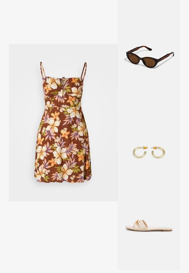 Brun blomstret kjole med justerbare spaghetti-stropper, der har en snøre detalje ved brystet. Blomster mønstre i gul, orange og lilla.; Beige slidesandaletter med åben tå, flad sål og dekorative metallkædeaccenter på stroppen. Glat materiale med minimal tekstur.; Brune skildpadde solbriller med en vintage katteøje-form og brune linser. Har buede arme med røde detaljer.; Guldtonede hooop øreringe med en glat, rund form og en poleret finish. Har orange detaljer på bagsiden for sikker fastgørelse.