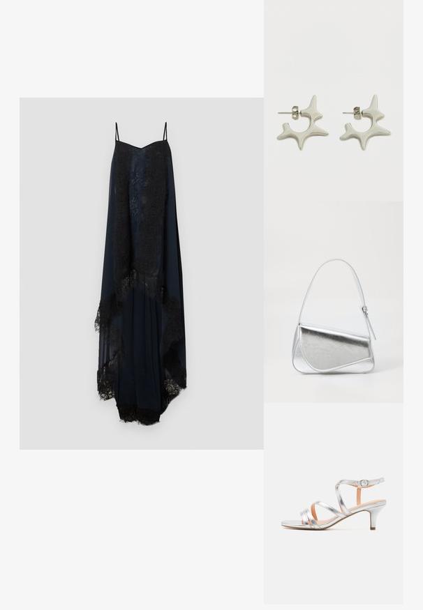 Vestido de gasa azul marino con detalles de encaje, que presenta tirantes ajustables y un diseño fluido y asimétrico.; Sandalia de tacón bajo con tiras plateadas, textura metálica, correa de tobillo ajustable y diseño de punta abierta. Plantilla lisa.; Bolso de mano metálico plateado con forma triangular, textura suave y una fina correa de hombro ajustable. Presenta un diseño plegable con costuras.; Pendientes plateados con un diseño distintivo y abstracto, con formas irregulares y acabado brillante. Incluyen cierre de tuerca para su sujeción.