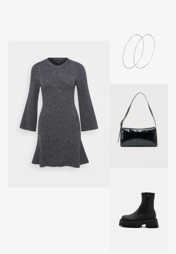 Ribbed, graues Strickkleid mit langen, ausladenden Ärmeln und einem taillierten Oberteil, das sanft am Saum ausgestellt ist. Rundhalsausschnitt, minimalistische Details.; Schwarze Ankelboots aus mattem synthetischem Material, mit einem seitlichen Reißverschluss, klobigem Plattformsohle mit gezahnten Kanten und verstärkten Nähten.; Schwarze rechteckige Schultertasche mit einem verstellbaren Riemen und einem oberen Reißverschluss vor einfachem Hintergrund.; Silberne Creolen mit minimalistischem Design. Rundform, glatte Oberfläche und dünnes Profil. Leichtgewichtig mit hochglänzender Oberfläche.