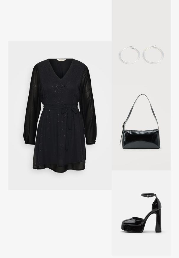Robe noire avec un décolleté en V, des manches longues transparentes, une taille cintrée et une ceinture à nouer. Présente un tissu texturé avec des éclats métalliques disséminés.; Talons compensés en cuir verni noir avec une bride à la cheville, bout arrondi et talon épais, affichant une texture lisse et brillante.; Sac d'épaule rectangulaire noir avec une sangle réglable unique et une fermeture éclair supérieure sur un fond uni.; Paire de boucles d'oreilles créoles argentées brillantes avec fermoirs en fil fin, présentée sur un fond gris clair.
