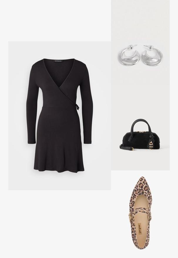 Even&Odd Petite Jerseykjole - black; Leopard-print Mary Jane sko med spids tå, blødt stof overdel og en rem forsynet med en guldbuckle. Kig til cremeforing og sål.; Sort læderhåndtaske med afrundede håndtag, guldlynlås, aftagelig skulderrem og en hængende guldlås-vedhæng.; Et par polerede sølv halvmåneformede hoop øreringe med klare plastikbagsider på en hvid overflade.