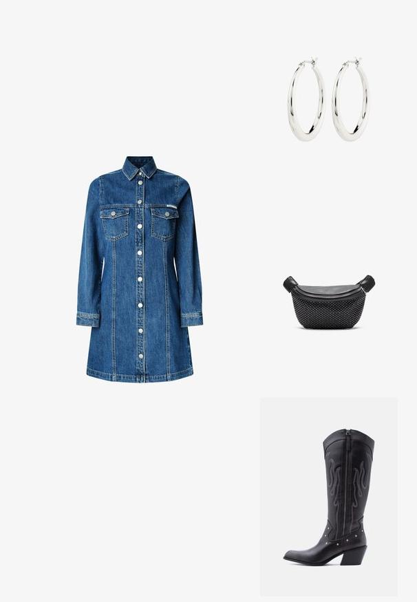Denimhemdkleid, lange Ärmel, durchgehende Knopfleiste, zwei Brusttaschen, klassischer Kragen, mittelblaue Farbe und leichte Steppdetails.; Schwarze Cowboy-Stiefel aus Leder mit spitzer Zehenpartie, sichtbarer Nahtführung, silbernen Nietenakzenten und Reißverschluss auf der Innenseite.; Schwarze Handtasche mit einer glatten Lederoberfläche und einem strukturierten Boden, der mit silbernen Nieten bedeckt ist. Sie verfügt über einen Reißverschluss und zwei Griffe.; Silberne Creolen mit einer glatten, glänzenden Oberfläche. Kreisform, ausgestattet mit einem sicheren Verschluss. Einfaches und elegantes Design.