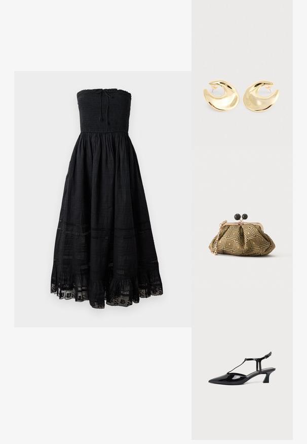 Zwarte strapless jurk met een gesmokte bodice, vloeiende, gelaagde rok en kantaccenten aan de zoom. Gemaakt van lichtgewicht stof met een gestructureerde afwerking.; Zwarte pumps van lakleer met spits toelopende neus, T-strap en lage schuine blokhak op witte achtergrond.; Kleine clutch tas met goud-zwart geometrisch patroon, goudkleurig metalen frame, zwarte bolsluiting en een korte gouden kettingband.; Een paar glanzende gouden halvemaanvormige studs met transparante plastic achterkanten op een lichtgrijze ondergrond.