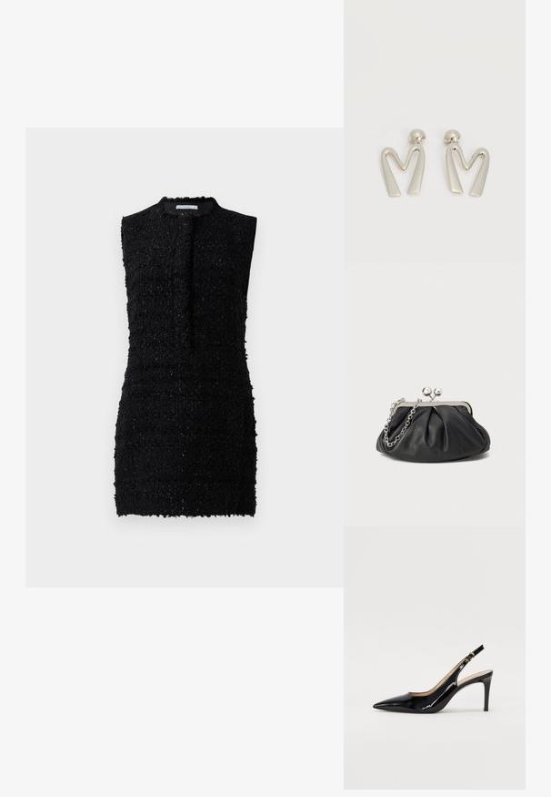 Vestido negro sin mangas hecho de una tela texturizada con un ajuste ligeramente holgado, que presenta un escote alto y un detalle mínimo.; Zapatos de charol negro con tirante al tobillo, punta afilada, tacón delgado y un diseño de corte sutil. Presenta una hebilla dorada en la correa.; Clutch de cuero negro con textura arrugada, marco de metal en tono plateado, cierre de beso y cadena para colgar. Superficie suave y lisa.; Par de pendientes de metal plateado con forma de letra M angular y postes redondeados sobre un fondo blanco.