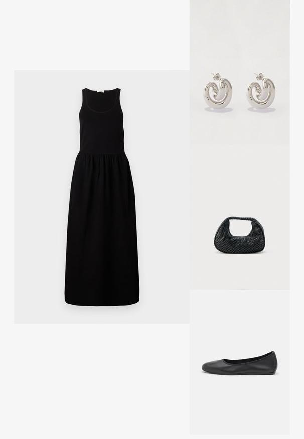 Schwarzes ärmelloses Maxikleid mit eng anliegendem Oberteil, gerafftem Taillenbund und fließendem Rock. Hergestellt aus einem weichen Stoff mit glatter Textur.; Schwarze Leder-Ballettschuhe mit abgerundeter Spitze, glatter Textur, minimalen Nähdetails und einem flexiblen Sohlen-Design.; Schwarze gewebte Hobo-Tasche mit weicher Struktur und integriertem Griff, dargestellt vor einem schlichten hellen Hintergrund.; Silberne Metallearrings mit einem gewellten Design, die glatte Oberflächen und ein poliertes Finish aufweisen und mit einem Schmetterlingsverschluss gesichert sind.