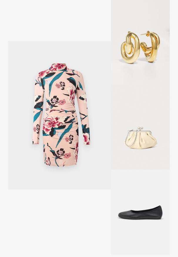 Diane von Furstenberg AMY DRESS - Φόρεμα ημέρας - light pink; Μαύρο δερμάτινο μπαλαρίνι με στρογγυλή μύτη, λεία υφή, ελάχιστες λεπτομέρειες ραφής και σχεδίαση ευέλικτης σόλας.; Πτυχωτό μπεζ δερμάτινο τσαντάκι με ασημένιο μεταλλικό πλαίσιο, διαθέτοντας δύο στρογγυλούς διακοσμητικούς κλειστές και μια ασημένια αλυσίδα.; Charlotte Chesnais BO INITIAL BLOW - Σκουλαρίκια - gold-coloured