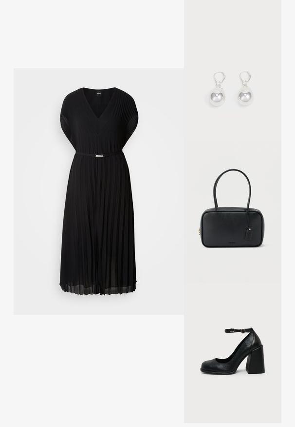 Schwarzes plissiertes Kleid mit V-Ausschnitt und kurzen Ärmeln, ausgestattet mit einem schmalen Gürtel mit einer metallischen Schnalle in der Taille. Weicher Stoff.; Schwarzer Leder-Pumps mit abgerundetem Zehenbereich und verstellbarem Knöchelriemen mit goldener Schnalle auf schlichter heller Hintergrundfläche.; Schwarze rechteckige Handtasche mit doppelten, abgerundeten Griffen, goldfarbenem Reißverschluss und geprägtem „HUGO“-Logo auf der Vorderseite sowie angebrachtem Lederanhänger.; Silberne Tropfenohrringe mit glatten, runden, reflektierenden Oberflächen, die an Hakenverschlüssen hängen. Der Hintergrund ist reinweiß.