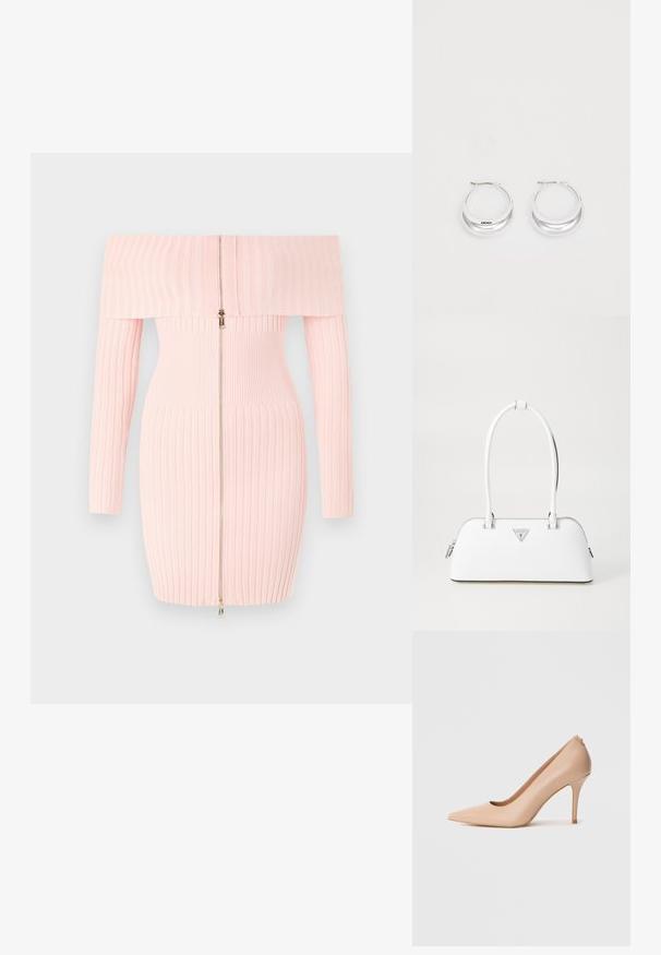 Rosa, gerippte Off-Shoulder-Kleid mit langen Ärmeln, ausgestattet mit einem Reißverschluss vorn und tailliertem Schnitt, der die vertikale Streifenstruktur betont.; Beiger Leder-Pumps mit spitzer Spitze, glatter Textur und schmalem Stiletto-Absatz. Minimalistisches Design mit Schlupfverschluss.; Weiße Lederhandtasche mit geschwungener Form, versehen mit einem silbernen dreieckigen Logo und einem Reißverschluss. Glatte Textur und zwei Griffe.; Silberne Creolen mit glänzender Oberfläche und DKNY-Logo, vor einem schlichten weißen Hintergrund präsentiert.