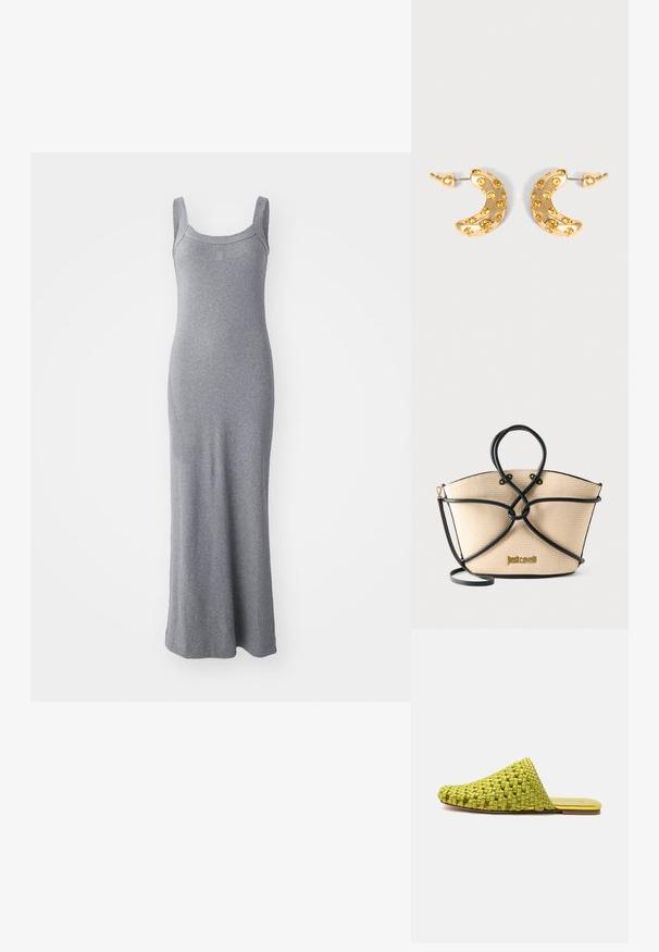 Graues ärmelloses Maxikleid aus weichem, dehnbarem Stoff. Hat einen runden Ausschnitt und eine taillierte Silhouette, die bis zur Knöchellänge reicht.; Grüner gewebter Slip-on-Mule mit flacher Sohle und geschlossenem spitzem Zeh, entworfen für den lässigen Gebrauch.; Beige gewebte Tragetasche mit schwarzem Lederbesatz und Griffen, mit einem dekorativen Knoten und dem goldenen "Just Cavalli" Logo auf der Vorderseite.; Goldene halbmondförmige Ohrringe mit eingelassenen gelben Edelsteinen und passenden goldenen Ohrsteckern auf hellgrauem Hintergrund.