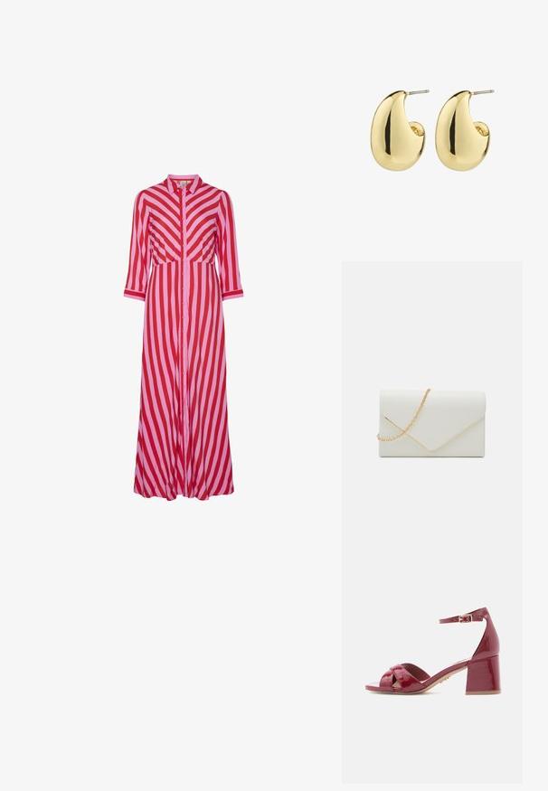 Langes Hemdkleid mit abwechselnden roten und rosa diagonalen Streifen. Hergestellt aus leichtem Material mit Dreiviertelärmeln.; Rote Sandaletten aus Lackleder mit Absatz und Knöchelriemen, offener Zehenpartie, gekreuzten Riemen und Blockabsatz-Design. Goldfarbene Beschläge.; Call it Spring QWEENBEE - Umhängetasche - white; Goldfarbene Steckerohrringe mit einer glatten, glänzenden Oberfläche, die eine abstrahierte, tropfenförmige Form aufweisen. Einfache Metallstiftbefestigung.