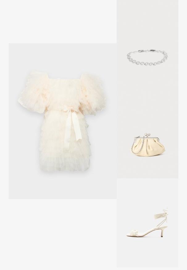 Ida Sjöstedt EXCLUSIVE CRYSTAL DRESS - Cocktailkleid/festliches Kleid - ivory; Sandale in Cremefarben mit niedrigem Absatz, Knöchelriemen zum Binden und breitem, verdrehtem Riemen über den Zehen auf weißem Hintergrund.; Faltige beigefarbene Ledertasche mit einem silbernen Metallrahmen, ausgestattet mit zwei runden dekorativen Verschlüssen und einem silbernen Kettenriemen.; Silbernes Armband mit kreisförmigen klaren Steinen, die in einem durchgehenden verbundenen Muster auf einem hellgrauen Hintergrund angeordnet sind.