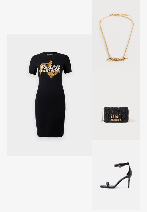 Čierne priliehavé šaty s krátkym rukávom, ktoré sú zdobené zlatým a bielym logom "VERSACE JEANS COUTURE" a zložitými zlatými vzormi na prednej strane.; Čierna vysoká sandála na opätku s tenkým remienkom okolo členku s ozdobnou zlatou prackou a jedným remienkom cez prsty, s textúrovaným koženým povrchom.; Čierna prešívaná crossbody kabelka so zlatým reťazovým remienkom a veľkým zlatým logom "LOVE MOSCHINO" na prednej strane.; Náhrdelník v zlatom tóne s ceduľkou v kurzívnom písme, s jemným retiazkou a spona na zatvorenie v tvare homára.