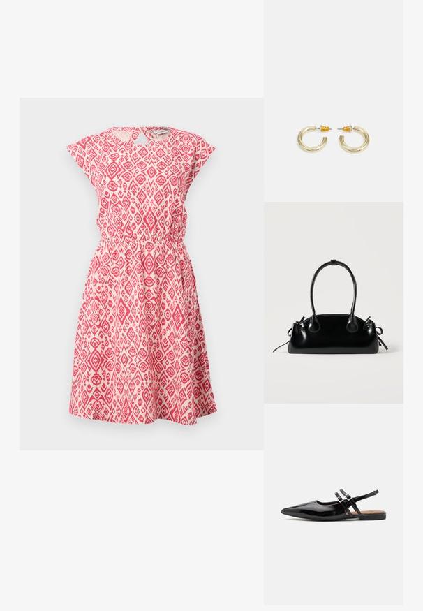 Robe à motifs rouge et blanc en tissu léger, avec un col rond, des manches courtes, une taille élastique et une jupe évasée.; Des chaussures slingbacks en cuir verni noir présentent un bout pointu, deux sangles avec des accents de boucle, et une semelle plate.; Petit sac à main noir brillant avec deux longues anses et des détails à cordon sur les côtés sur un fond clair uni.; Boucles d'oreilles en métal doré en forme d'anneau, avec une finition lisse et arrondie. Elles possèdent des accents orange à l'arrière pour un maintien sécurisé.