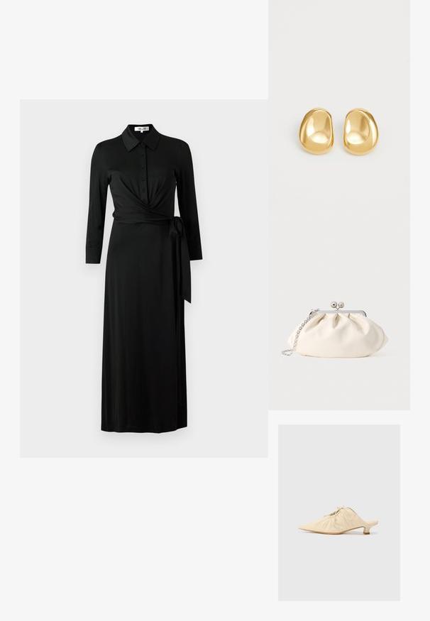 Schwarzes Wickelkleid aus glattem Stoff, mit einem Kragen, Knopfverschluss, langen Ärmeln, Taillengürtel und langem Rock.; Cremefarbener Leder-slipper mit spitzem Vorderteil, gerafftem Detail an der Vorderseite und einem kurzen Blockabsatz.; Cremefarbene Stoff-Clutch mit gerafftem Design, silbernem Metallrahmen, zwei dekorativen Kugeln und einem silbernen Kettenriemen.; Goldfarbene Ohrstecker mit einer glatten, runden Form und einer reflektierenden Oberfläche, die ein minimalistisches Design ohne sichtbare Muster zeigen.