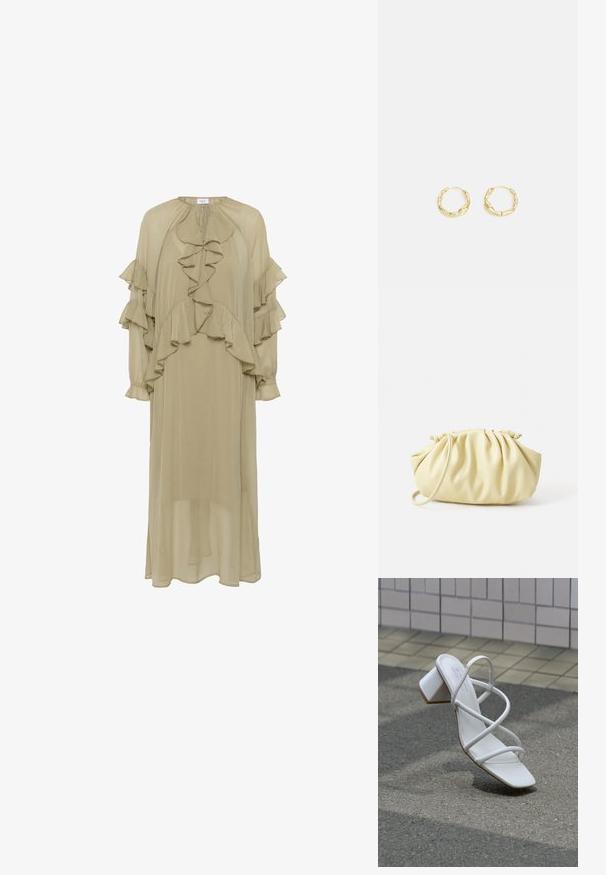 Robe vert olive en tissu léger, avec des volants superposés aux manches et à l'avant, un col montant et une silhouette longue.; Sandale blanche à talon avec lanières, bout carré et talon bloc, posée sur une surface en asphalt près d’un mur carrelé.; Sac à main plissé jaune en simili cuir lisse, arborant une forme douce avec une bandoulière unique et un design froncé sur le dessus.; Boucles d'oreilles en or en forme de créole avec une surface texturée et irrégulière. Présentent un design léger et une forme circulaire, adaptées à un port quotidien.