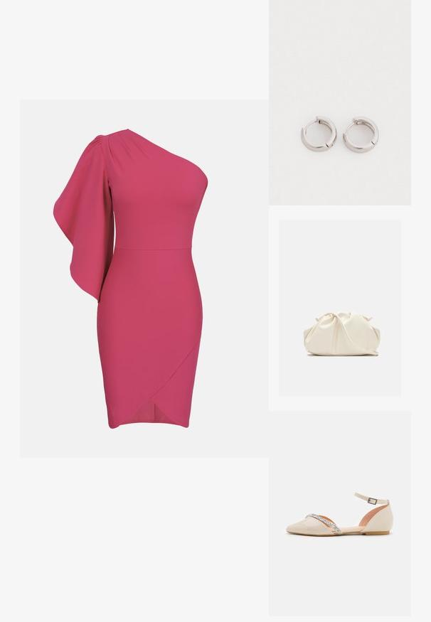 Robe cocktail fuchsia une épaule avec manche drapée et jupe portefeuille asymétrique sur fond uni.; Chaussure plate en cuir verni beige avec une bride à la cheville, bout pointu et un accent en strass scintillant sur le dessus.; Pochette en cuir souple couleur crème avec un design froncé et une fine bandoulière reposant à l’avant sur un fond uni.; Boucles d'oreilles en métal argenté en forme de cercle avec une finition polie. Chaque boucle d'oreille est équipée d'un fermoir à charnière pour un port sécurisé.