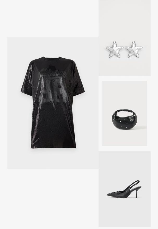 Sort mesh t-shirt med oversized pasform, rund halsudskæring og "Glorious 36" grafik i glansfuld sort print på forsiden.; Sorte læder slingback stiletto med spids tå, side spændebånd, nitter langs kanten og dekorativ snøring foran.; Sort læderhåndtaske med en rundet form, dekoreret med sølvnitter, og et kort håndtag. Glat tekstur og lynlåslukning.; Sølvstjernede øreringe med en poleret, blank overflade. Hver ørering har fem spidser og subtile teksturdetaljer på overfladen.