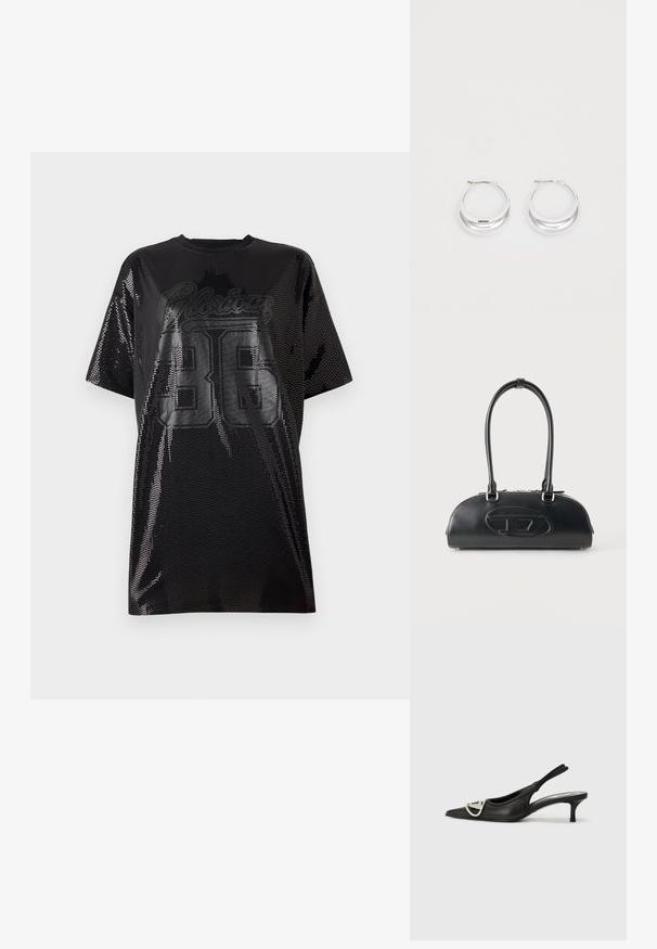 Μαύρο μπλουζάκι από δίχτυ με oversized εφαρμογή, στρογγυλή λαιμόκοψη και γραφικό "Glorious 36" σε γυαλιστερή μαύρη εκτύπωση μπροστά.; Μαύρο δερμάτινο παπούτσι slingback με αιχμηρή μύτη, διαθέτει ένα ασημένιο λογότυπο και μικρό τακούνι. Λεπτή υφή και μινιμαλιστικός σχεδιασμός.; Μαύρη δερμάτινη τσάντα με μακριές διπλές λαβές και ανάγλυφο οβάλ λογότυπο στο εμπρόσθιο μέρος, εμφανίζεται σε απλό φωτεινό φόντο.; Ασημένια σκουλαρίκια δαχτυλίδια με γυαλιστερή επιφάνεια και σήμα DKNY, τοποθετημένα μπροστά σε λευκό φόντο.