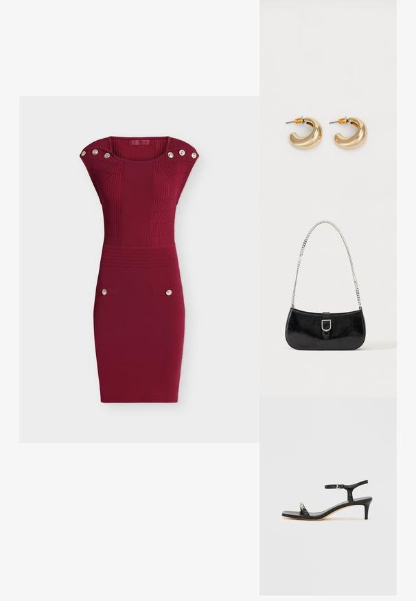 Robe bordeaux ajustée sans manches avec texture côtelée, détails de boutons aux épaules et près des hanches, encolure ronde.; Sandale noire en cuir à talon avec bride à la cheville, bout ouvert, devant carré et accent en métal argenté. Design ajusté avec un profil élégant.; Sac à épaule en cuir verni noir avec détail de boucle argentée et bandoulière en chaîne argentée, présenté sur un fond uni clair.; Deux boucles d'oreilles en forme de cerceau en or brillant, avec un design courbé, présentant des accents orange près de la tige, sur fond blanc uni.