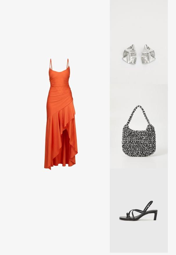 Robe orange sans manches avec fines bretelles, corsage ajusté et ourlet asymétrique à volants tombant mi-mollet.; Sandale noire à lanières avec un bout carré et un petit talon bloc. Elle présente plusieurs fines lanières et une sangle de cheville ajustable. Fabriquée en cuir lisse.; Sac en osier noir et blanc de forme arrondie, avec une surface texturée et une poignée tressée. Convient à un usage décontracté.; Boucles d'oreilles en métal argenté avec un design ondulé et sculptural, présentant une finition polie et des formes irrégulières, mettant en valeur une esthétique contemporaine.