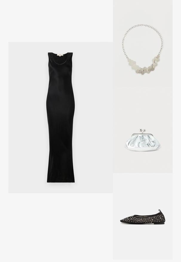 Schwarzes ärmelloses Maxikleid aus glattem Stoff; hat einen runden Ausschnitt und eine figurbetonte Silhouette, die sich zum Saum hin verjüngt.; Schwarze Ballerina mit spitzer Zehenform, verziert mit verschiedenen metallischen Strasssteinen, weiches Obermaterial und schwarze flache Sohle.; Kleine silberne Metallic-Clutch mit gerundetem, gerafftem Design und einem Verschluss mit zwei silbernen Kugeln.; Silberne Halskette mit Kettenglieder-Design und einer gebogenen Reihe flacher, runder Scheiben in verschiedenen Größen, die eine strukturierte Optik erzeugen.