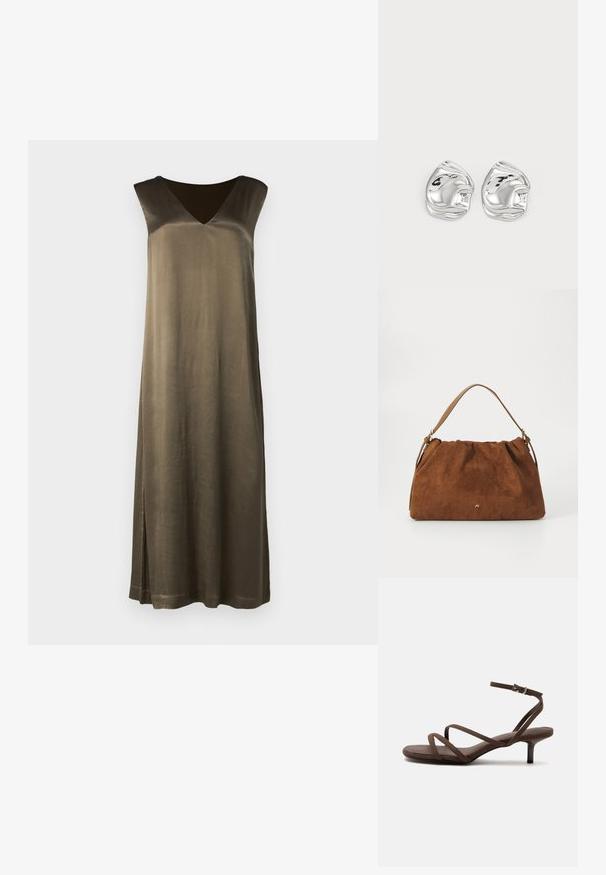 Robe sans manches longue, vert olive, avec un décolleté en V, texture lisse et fente sur le côté. Fabriquée en matériau semblable à de la soie. Silhouette simple et droite.; Sandale marron à talons hauts avec fines lanières croisées et bride de cheville avec boucle argentée sur fond blanc.; Sac à main en daim marron avec un design plissé, arborant une seule sangle en cuir beige et un discret logo doré à l'avant.; Boucles d'oreilles en forme abstraite argentées avec une finition poli, présentant des courbes lisses et des contours subtils. Pas de motifs ou d'accents visibles.