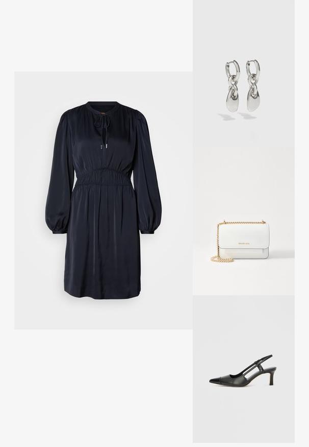 Robe bleu marine à manches longues avec une taille froncée, un col rond et un lien à nouer. Fabriquée en tissu léger et doux.; Chaussure à bride arrière en cuir noir avec bout pointu, dotée d'un accent brillant sur le bout et d'un talon de hauteur moyenne. Design latéral ouvert.; MICHAEL Michael Kors CLAIRE SM XBODY - Sac bandoulière - optic white; Boucles d'oreilles en argent avec des maillons ovales allongés, présentant une finition polie et un pendentif tombant texturé. Design simple avec des bords lisses.