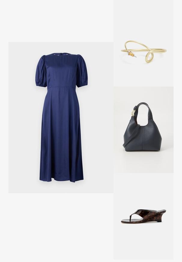 Robe midi bleu marine avec manches bouffantes, col rond et fermeture à nouer dans le dos. Fabriquée en tissu léger et lisse pour un tombé fluide.; Sandale à talon compensé pour femme avec motif écaille, bout ouvert et bride entre les orteils, vue de profil sur fond blanc.; Sac à main en cuir bleu marine avec une surface texturée, une poignée ronde et une bandoulière amovible. Présente des accents en métal doré.; Bracelet en métal couleur or avec un design fluide et courbé. Présente un petit accent argenté proéminent à une extrémité.