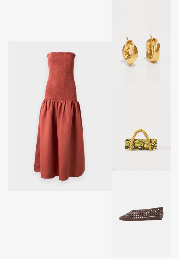 Lang, stropløs kjole med en smocket bodice i rustfarve, med en flagrende, samlet nederdel for et tekstureret look.; Brun flad sko med vævet åbent design og lukket rundet tå, vist fra siden på en lys baggrund.; Rektangulær taske med gult og sort blomsterprint og flettet gul og pink hank på hvid baggrund.; Chunky guld hoop øreringe med et let snoet, rørformet design og postsystem bagpå, på en hvid baggrund.