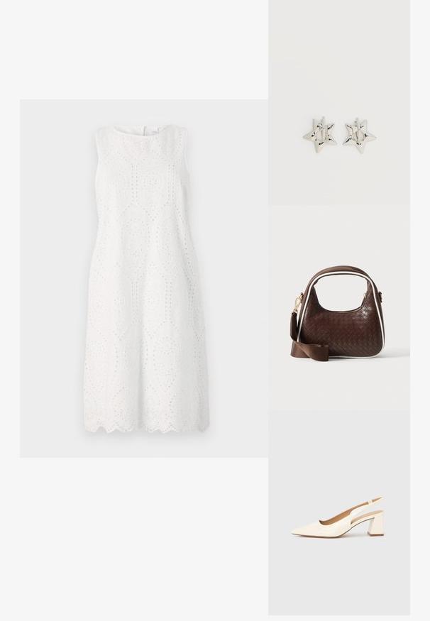 Witte mouwloze jurk met gaatjesborduurwerk, een gegolfde zoom, een ronde halslijn en een ontspannen silhouet.; Slingback pump van glanzend crèmekleurig lakleer, met een spitse neus en een stevige blokhak voor stabiliteit. Minimalistisch ontwerp, zonder versieringen.; Bruine geweven leren handtas met witte bies, gouden ritssluiting en afneembare bruine stoffen schouderriem.; Zilverkleurige stervormige oorringen met een gladde, gepolijste afwerking op een effen witte achtergrond.