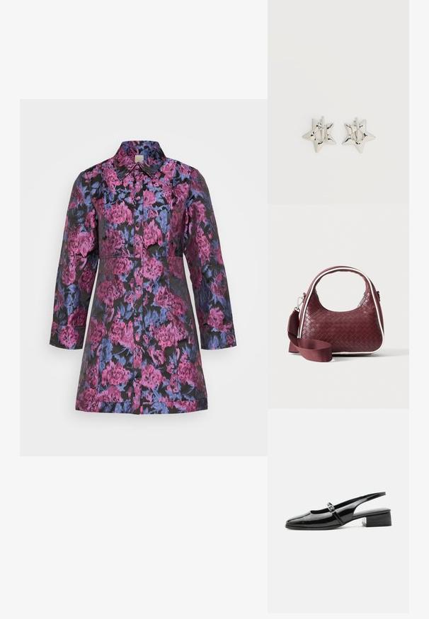Bloemenprintjas in paarse en blauwe tinten op een zwarte achtergrond. Lange mouwen, knoopsluiting aan de voorkant en op maat gemaakte kraag. Gestructureerde stof.; Zwarte lakleren slingback schoen met een lage blokhak en een dunne band met zilveren gesp bovenop.; Donkerrode geweven leren handtas met gebogen handvat, witte bies, zilveren rits en afneembare brede stoffen schouderriem tegen een effen achtergrond.; Zilverkleurige stervormige oorringen met een gladde, gepolijste afwerking op een effen witte achtergrond.