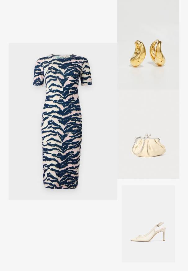 Knie-langes Kleid in figurnaher Passform, mit einem Tiermuster in Marineblau, Pink und Creme; kurze Ärmel und runder Ausschnitt.; Cremefarbener Slingback-Pumps mit spitz zulaufender Spitze, kleinem Schleifendetail und verstellbarem Schnallenriemen vor einfarbigem Hintergrund.; Faltige beigefarbene Ledertasche mit einem silbernen Metallrahmen, ausgestattet mit zwei runden dekorativen Verschlüssen und einem silbernen Kettenriemen.; Goldene Creolen mit einer glatten, geschwungenen Form und polierter Oberfläche. Mit einem Verschlussmechanismus und leichten Einkerbungen für Details.