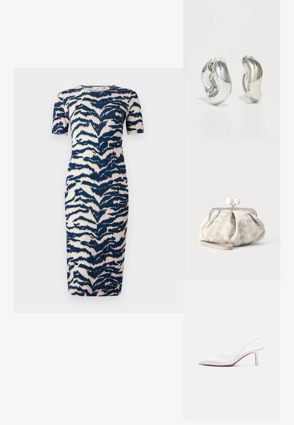 Knedelange kjole i tætsiddende design med et navy, pink og cremet dyreprintmønster; korte ærmer og rund halsudskæring.; Hvid læder slingback damesko med spids tå, lav kittenhæl og lille dekorativ sløjfe på toppen, vist i sideprofil.; Lille beige clutch- taske med tekstureret prikket stof, sølvramme, rund hvid lukning og aftagelig håndledsrem på ensfarvet baggrund.; Sølvskulpturelle øreringe med glatte, buede former og reflekterende overflader. Har et lukket hoop-design og en markant organisk form.