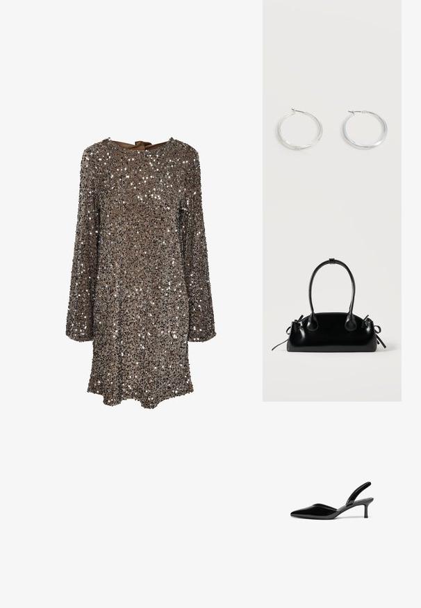 Robe à manches longues en tissu marron recouverte de sequins argentés, avec un col rond et un nœud dans le dos. Surface réfléchissante et texturée.; Escarpins à talon aiguille en cuir verni noir, avec un bout pointu, un talon aiguille bas et un design élégant et simple sans embellissements.; Petit sac à main noir brillant avec deux longues anses et des détails à cordon sur les côtés sur un fond clair uni.; Boucles d’oreilles créoles en métal argenté avec une surface lisse légèrement incurvée et des fermoirs à clapet sur un fond blanc uni.