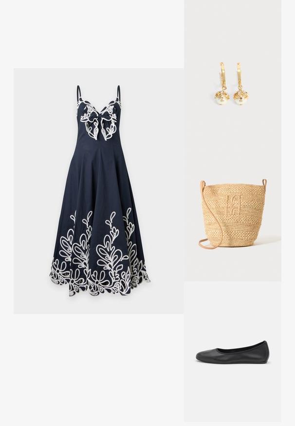 Robe bleu marine sans manches avec des détails en dentelle florale blanche le long de l'ourlet et un grand nœud en dentelle sur la poitrine.; Ballerines en cuir noir avec un bout rond, texture lisse, détails de couture minimalistes et design de semelle flexible.; Sac seau en paille tressée avec motif texturé et bandoulière en cuir, présenté debout sur un fond clair uni.; Boucles d'oreilles créoles en or avec des perles blanches pendantes serties d'or et de petits cristaux clairs sur un fond clair uni.