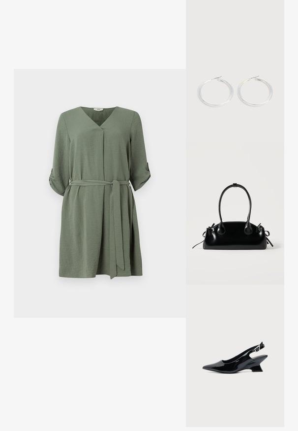 Vestido envolvente verde claro con escote en V, mangas tres cuartos y cinturón. Hecho de una tela texturizada, con puños enrollados y un ajuste suelto.; Zapato slingback de cuero charol negro con puntera puntiaguda y tacón bajo en bloque inclinado sobre fondo claro liso.; Pequeño bolso negro brillante con dos asas largas y detalles de cordón lateral sobre un fondo claro liso.; Pareja de pendientes de aro plateados brillantes con cierres de alambre delgado, mostrados sobre un fondo gris claro.